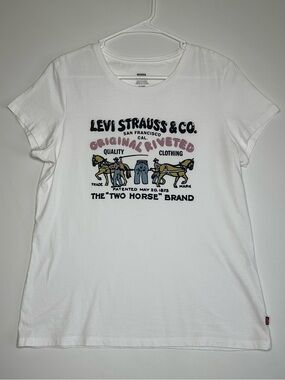 Levi's White Short-Sleeve 'Two Horse' Graphic Tee XL
